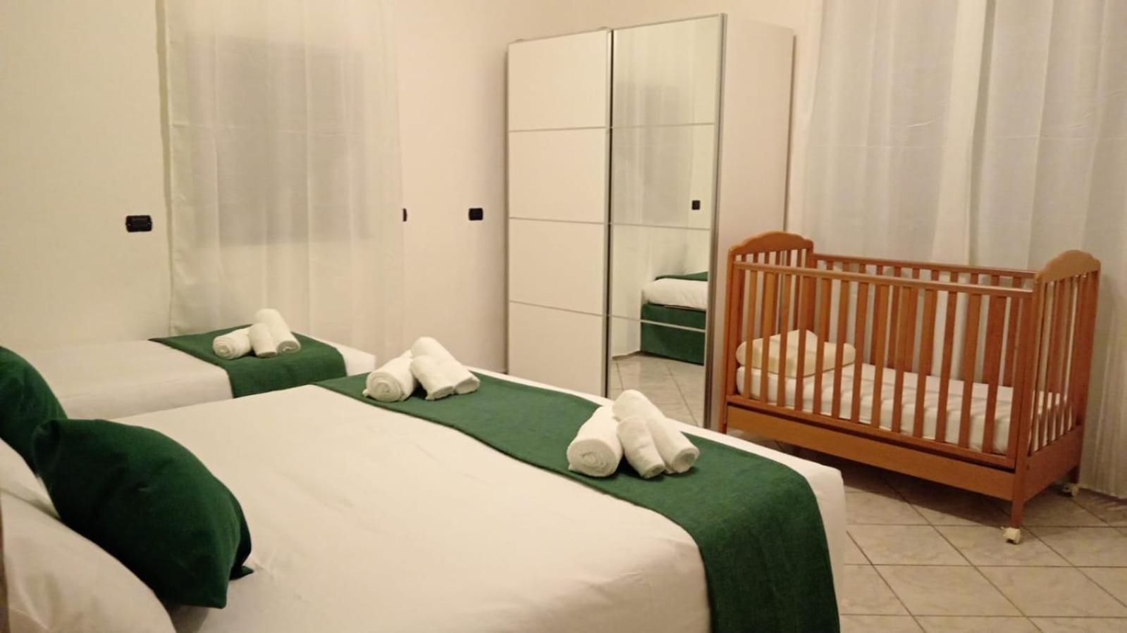 G&G Giusy E Gabry Bed & Breakfast Santhia Bagian luar foto